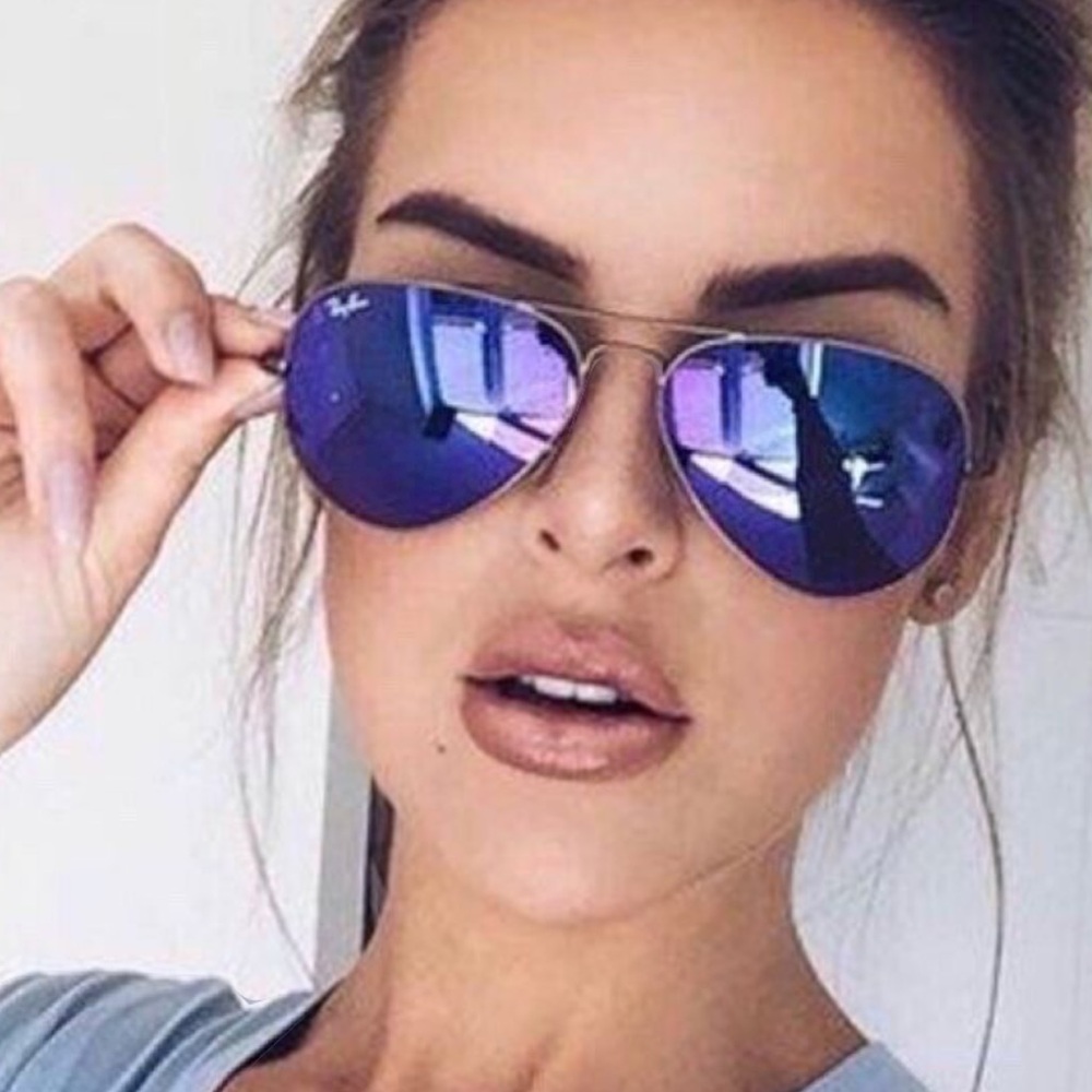 Excellent condition Purple Mirror and Gold Ray-Ban Aviators